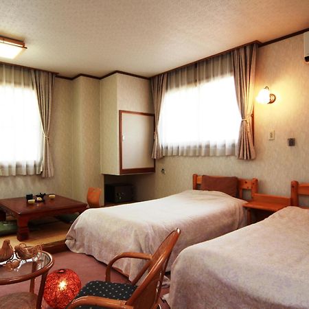 Hatoguruma Kawabata Nozawaonsen Zimmer foto